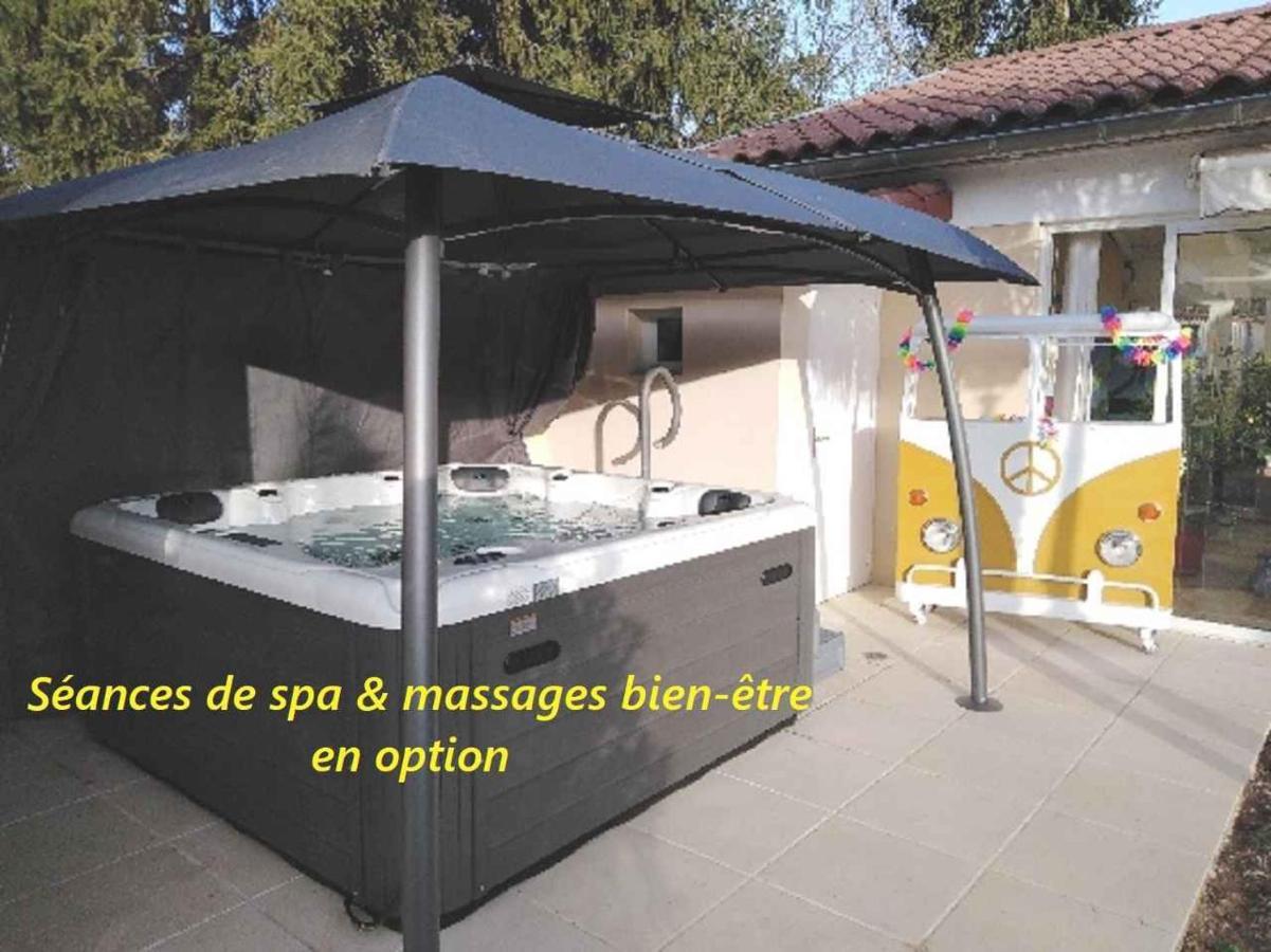 Saint-Bardoux Coeuraccords, Spa & Bien-Etre Au Calme Naturiste Toute L'Annee מראה חיצוני תמונה