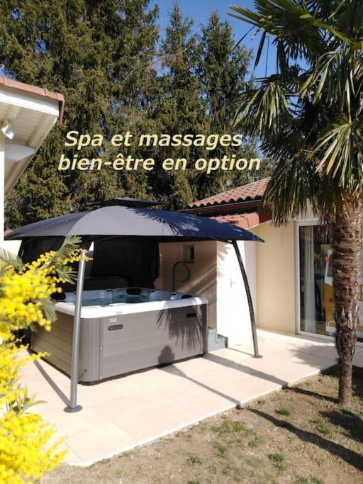 Saint-Bardoux Coeuraccords, Spa & Bien-Etre Au Calme Naturiste Toute L'Annee חדר תמונה